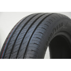 Goodyear - EfficientGrip Performance 2 - 215/55 R17