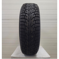 Kumho - WI32 - 215/65 R16