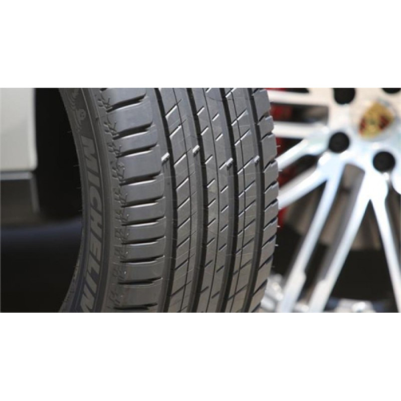 Michelin - LATITUDE SPORT 3 - 265/40 R21