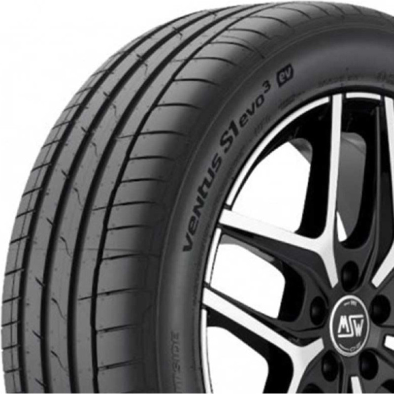 Hankook - WINER I*CEP EVO3 SUV (W330A) 105 V XL - 235/50 R20