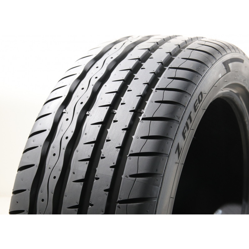 Laufenn - Z Fit EQ LK03 - 225/45 R18