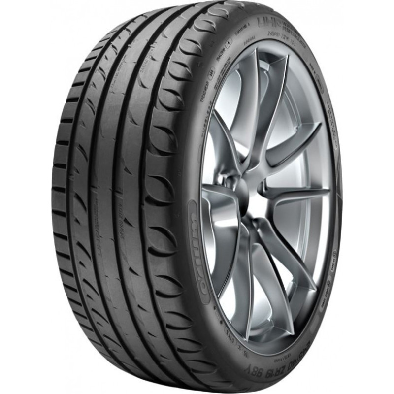 Orium - UHP - 235/55 R18C