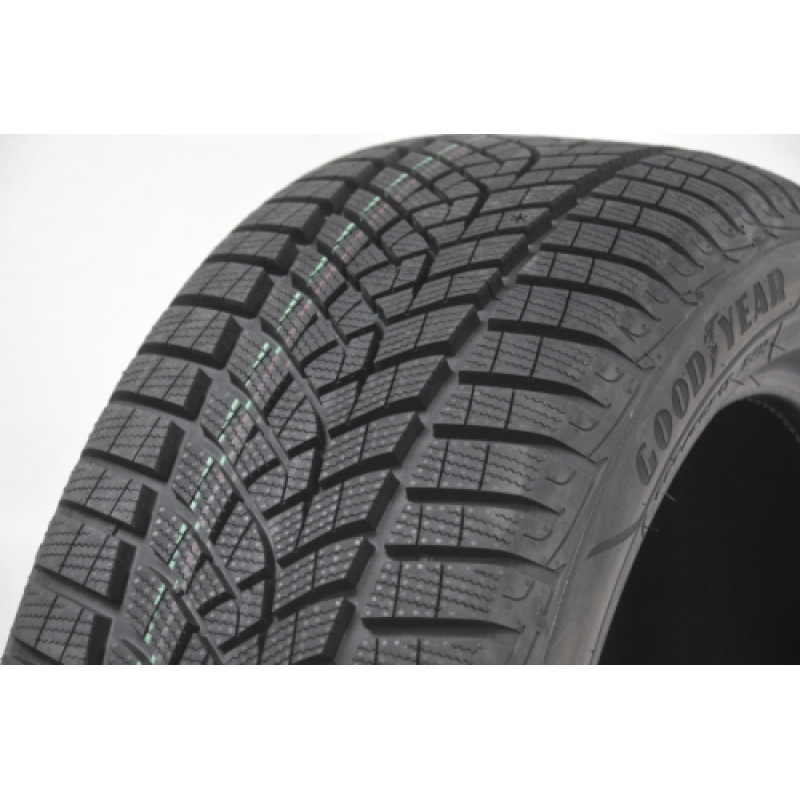 Goodyear - UltraGrip Performance+ - 205/50 R19