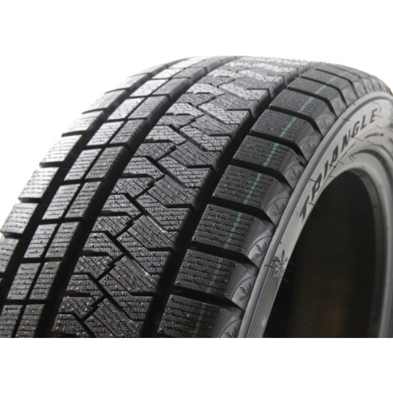 Triangle - PL02 - 225/40 R19