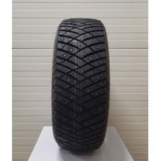 Good Year - UltraGrip Ice Arctic - 215/50 R18