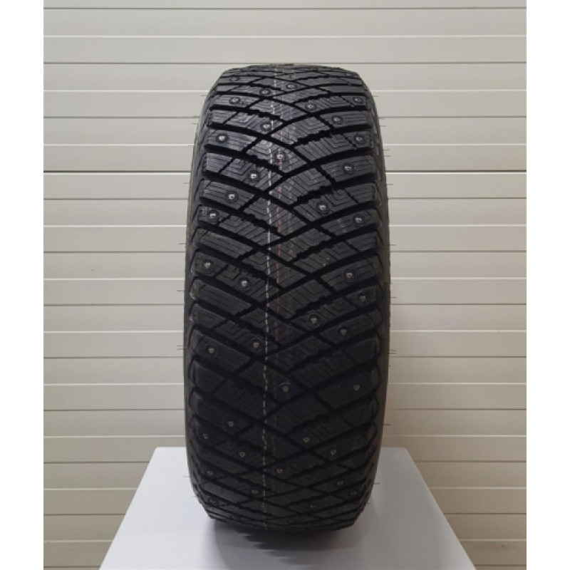 Good Year - UltraGrip Ice Arctic - 215/50 R18