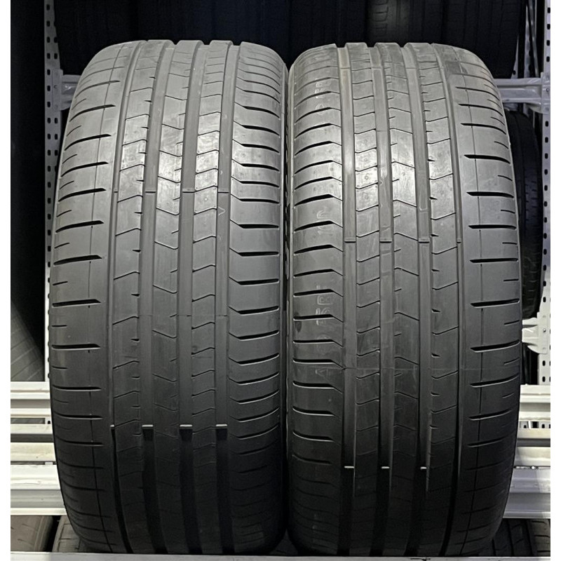 Pirelli - P Zero PZ4 - 285/30 R22