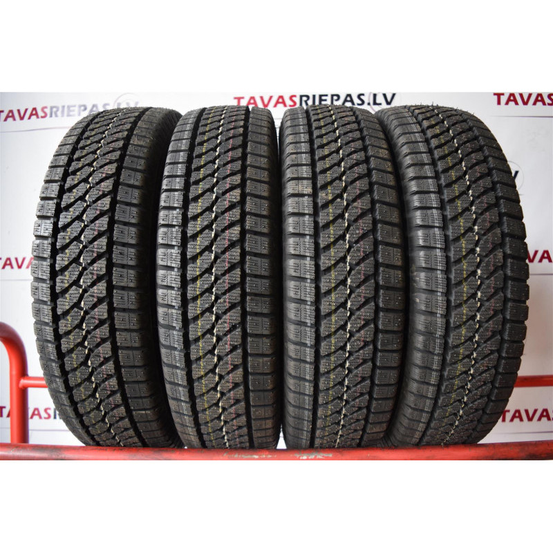 Bridgestone - Blizzak W810 - 215/75 R16C
