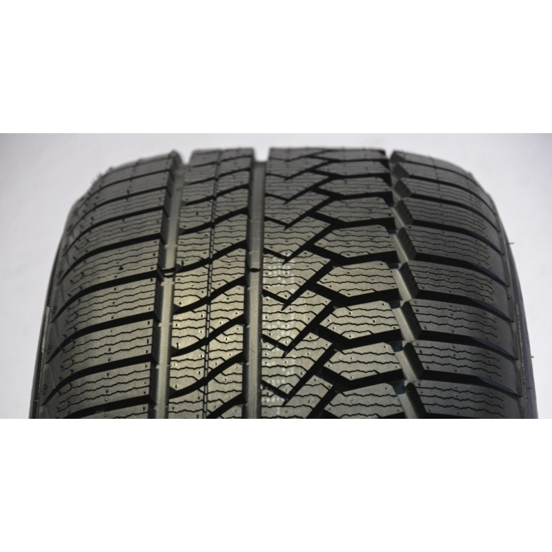 Trazano - Z 507 - 215/55 R17