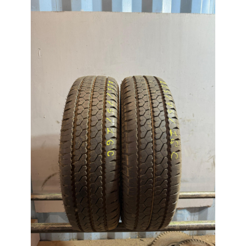 Royalblack - Royalcomercial (500km brauktas) - 215/75 R16C