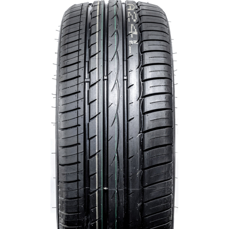 Comforser - CF710 - 225/45 R17