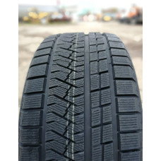 Triangle - Pl 02 - 245/35 R20