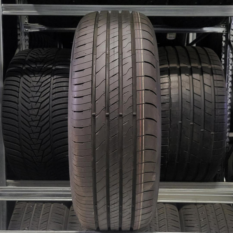 Good Year - Efficient Grip Performance 2 (DEMO) - 205/60 R16