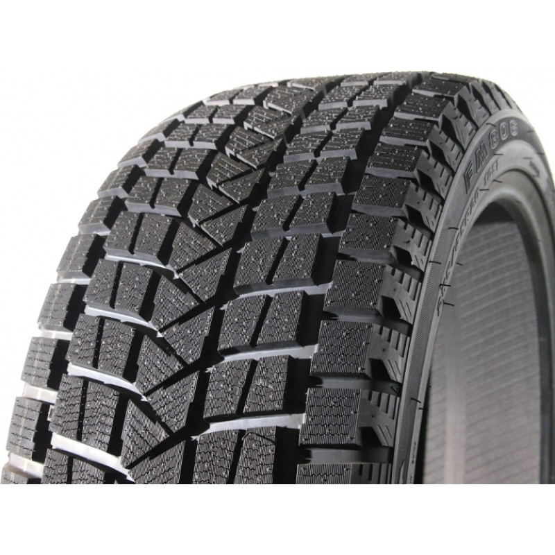 Firemax - FM806 - 215/50 R18